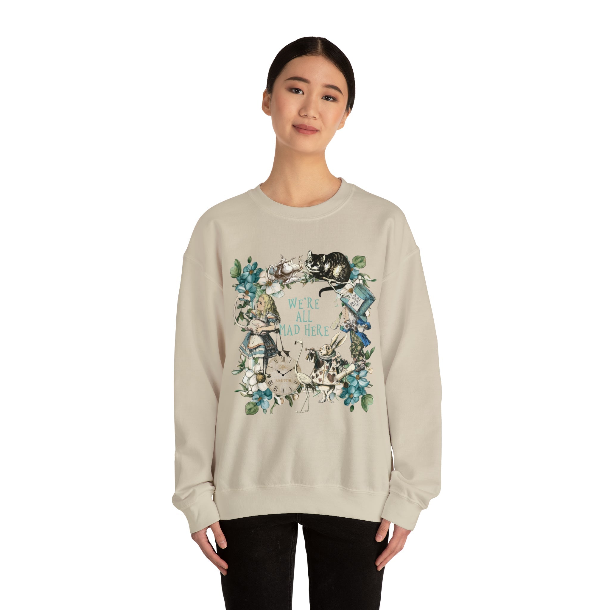 Alice’s Adventures in Wonderland Sweatshirt Vintage 8