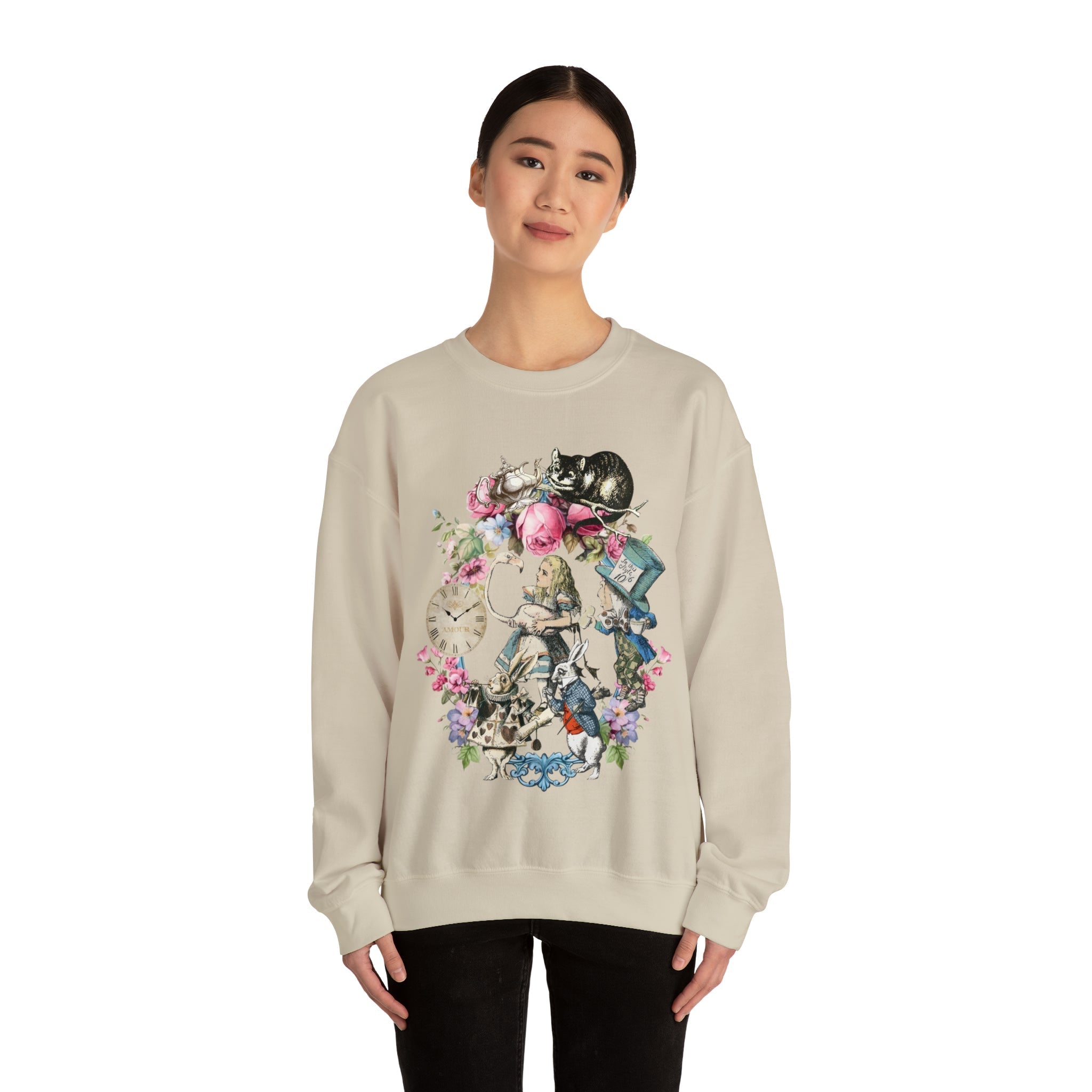 Alice’s Adventures in Wonderland Sweatshirt Vintage 9